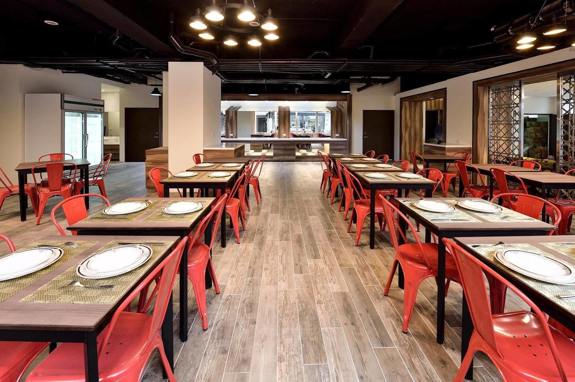 Home Rest Hotel Taitung Экстерьер фото