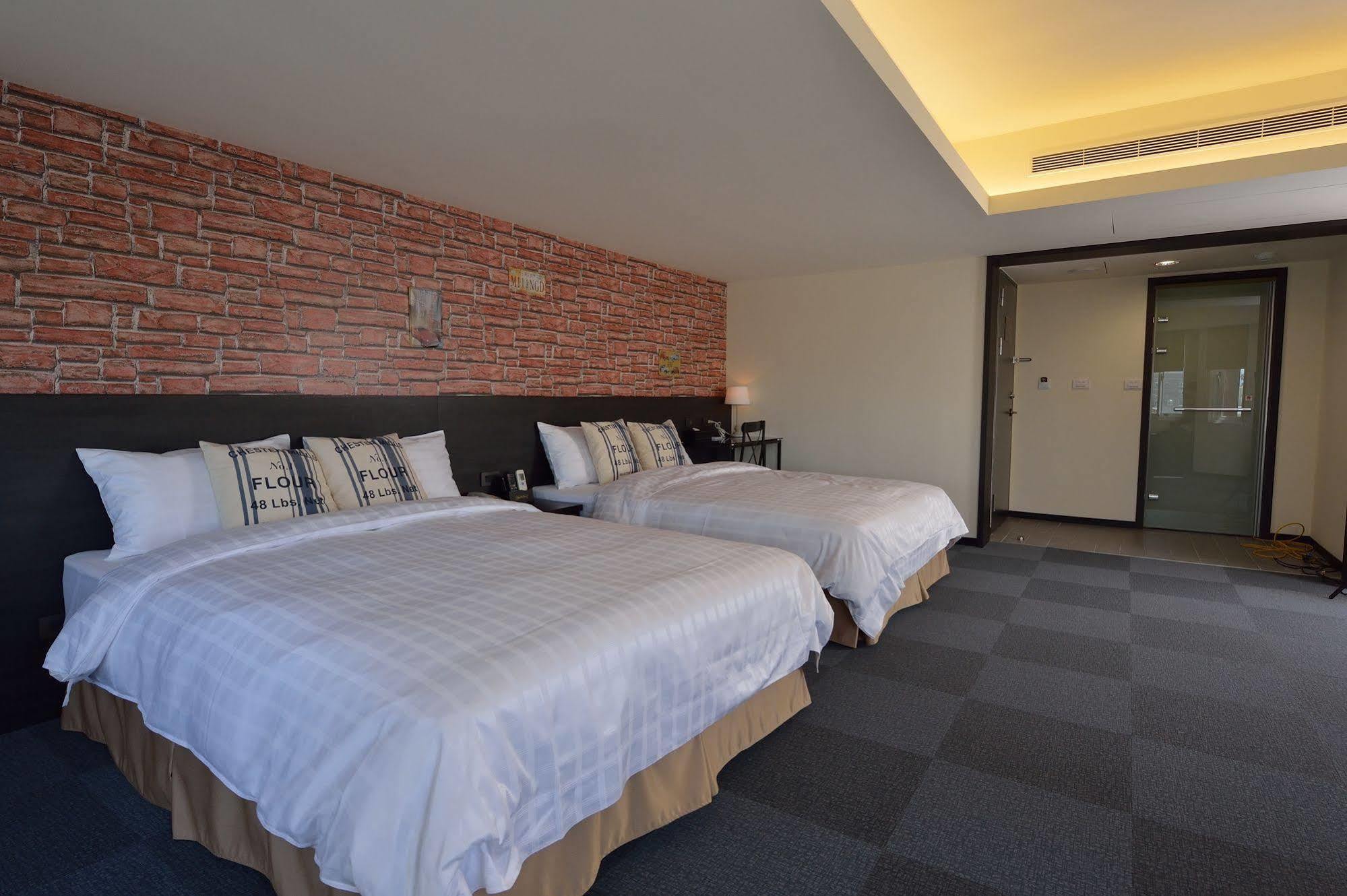 Home Rest Hotel Taitung Экстерьер фото