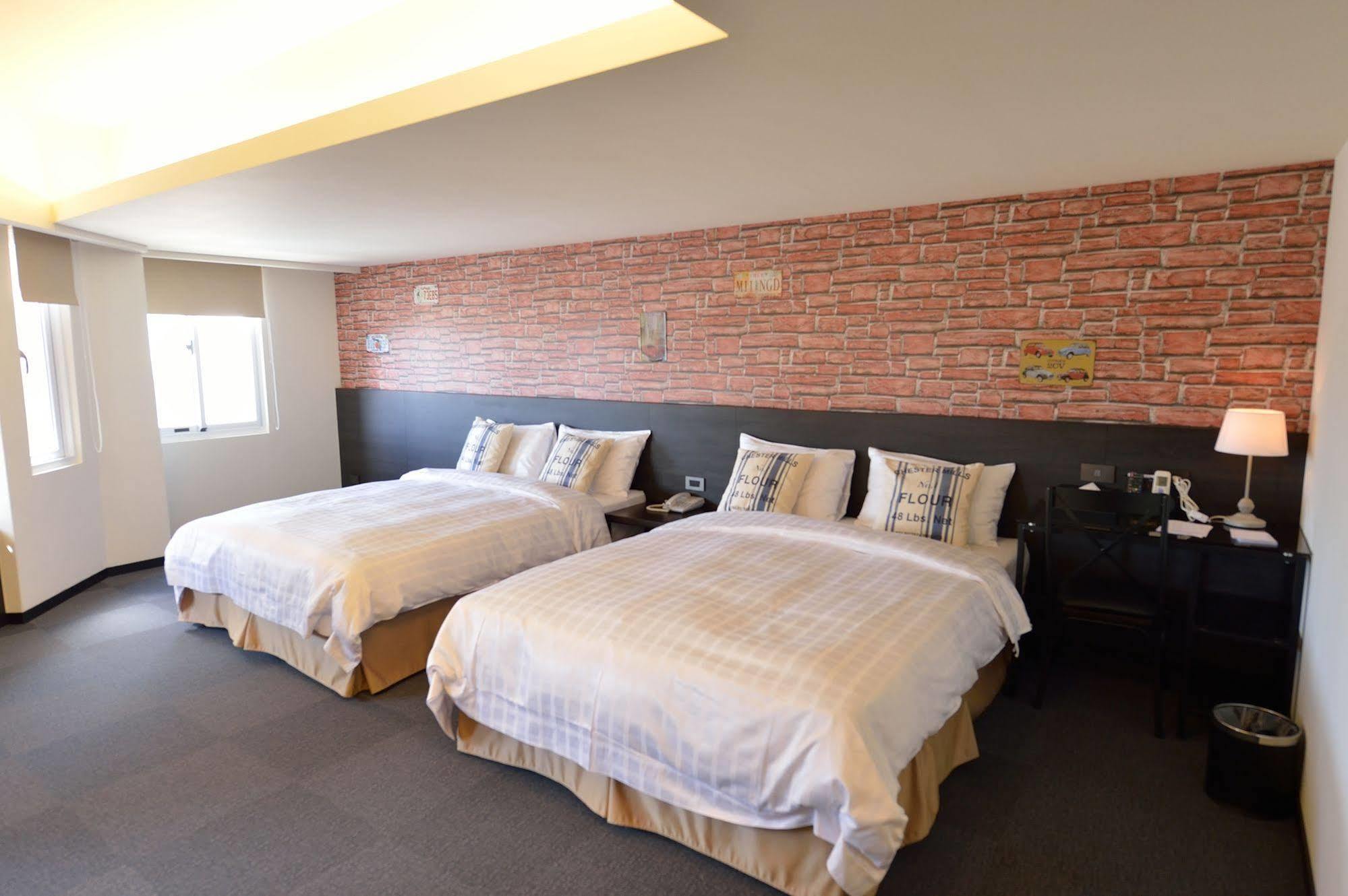 Home Rest Hotel Taitung Экстерьер фото